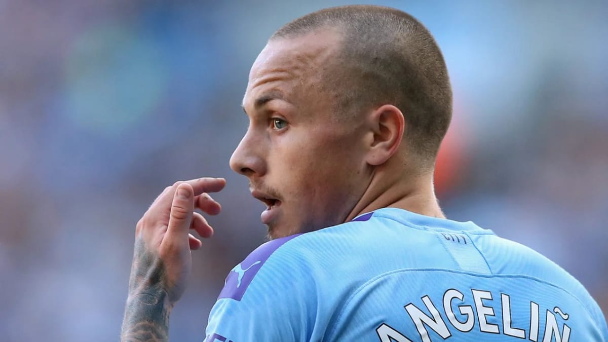 Barcelona want left-back Angelino from Manchester City