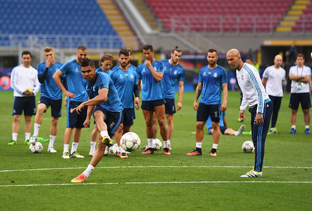 'I am here, I am the coach of Madrid' - Zidane over his future at Santiago Bernebeu 2 zidnae