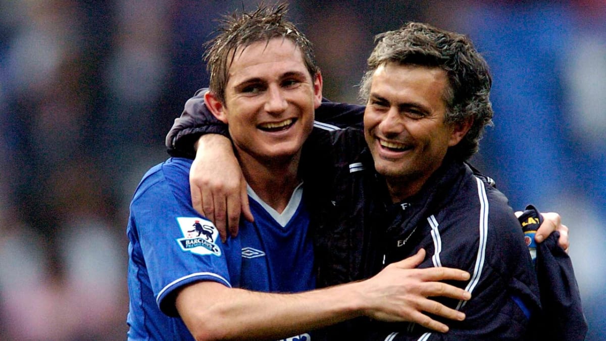 Frank Lampard fights on the touchline with Jose Mourinho