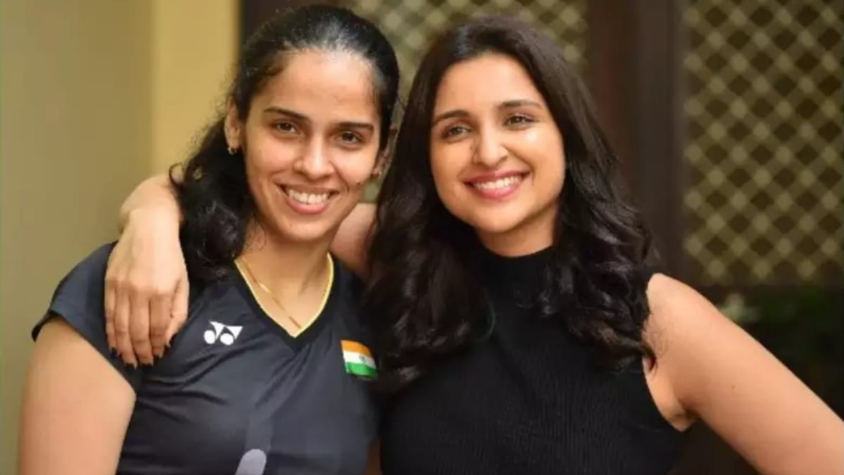 Parineeti Chopra visits Saina Nehwal and her parents