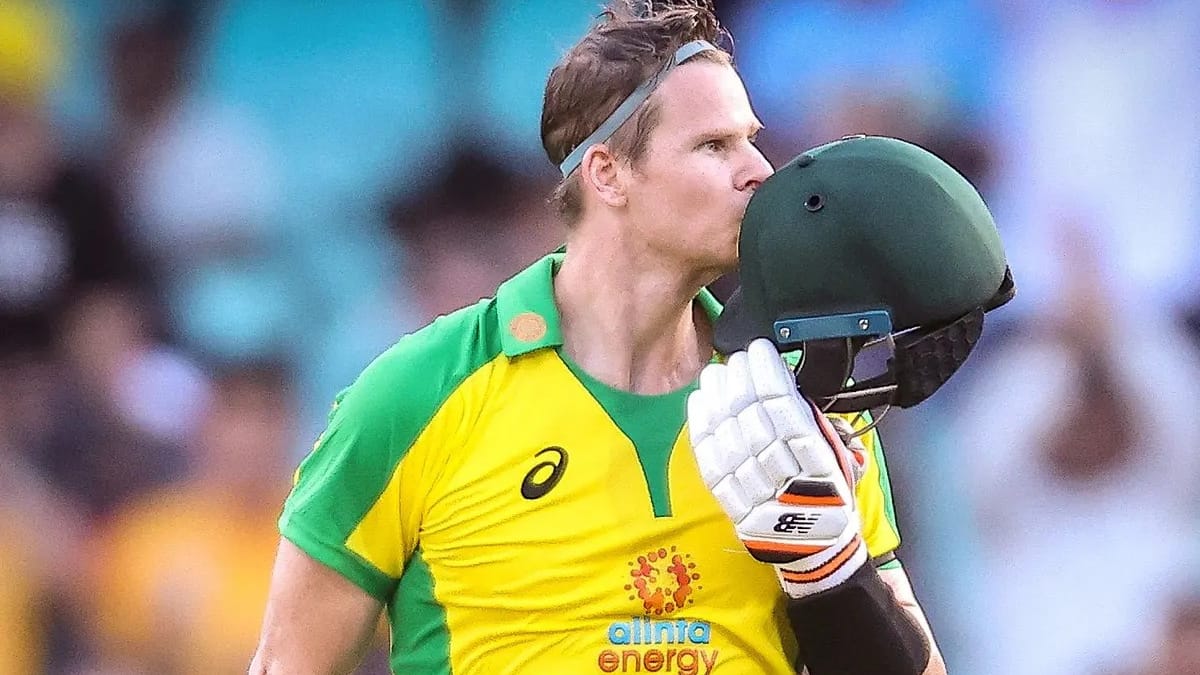 India vs Australia : Brad Hogg slams India for not employing the short ball against Steve Smith