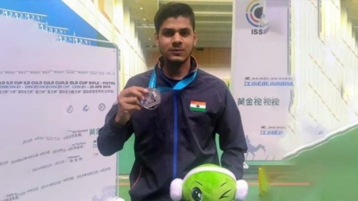 World No. 1 men’s 10m air rifle shooter Divyansh Singh Panwar tests positive for COVID-19