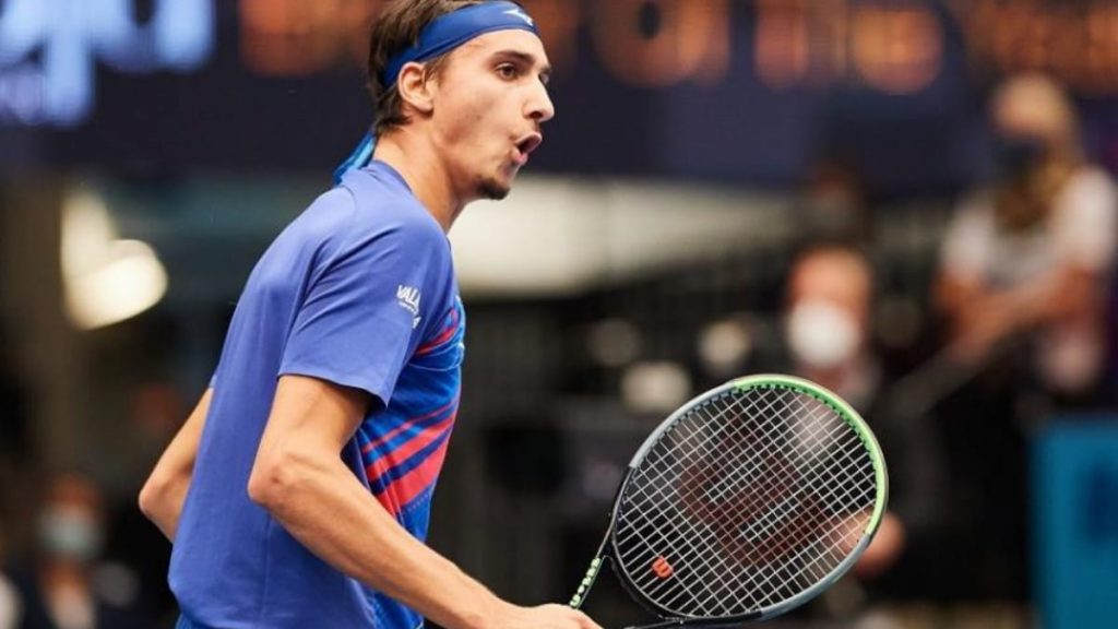ATP Miami Open 2021: Daniel Galan vs Lorenzo Sonego – Preview, Head to Head and Prediction 3 Lorenzo Sonego will be the favourite in the upcoming Daniel Galan vs Lorenzo Sonego tie at the Miami Open