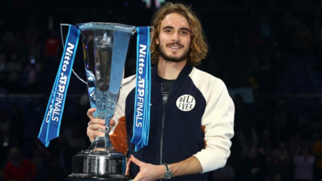 Stefanos Tsitsipas vows to be back on court 'roaring' and 'fighting' 1 Stefanos Tsitsipas
