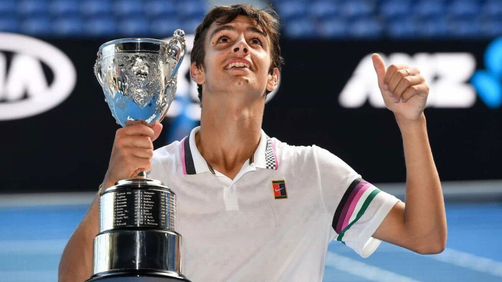 "Federer is the one who is getting closer to the decline," says Italian teenager Lorenzo Musetti 1 Lorenzo Musetti
