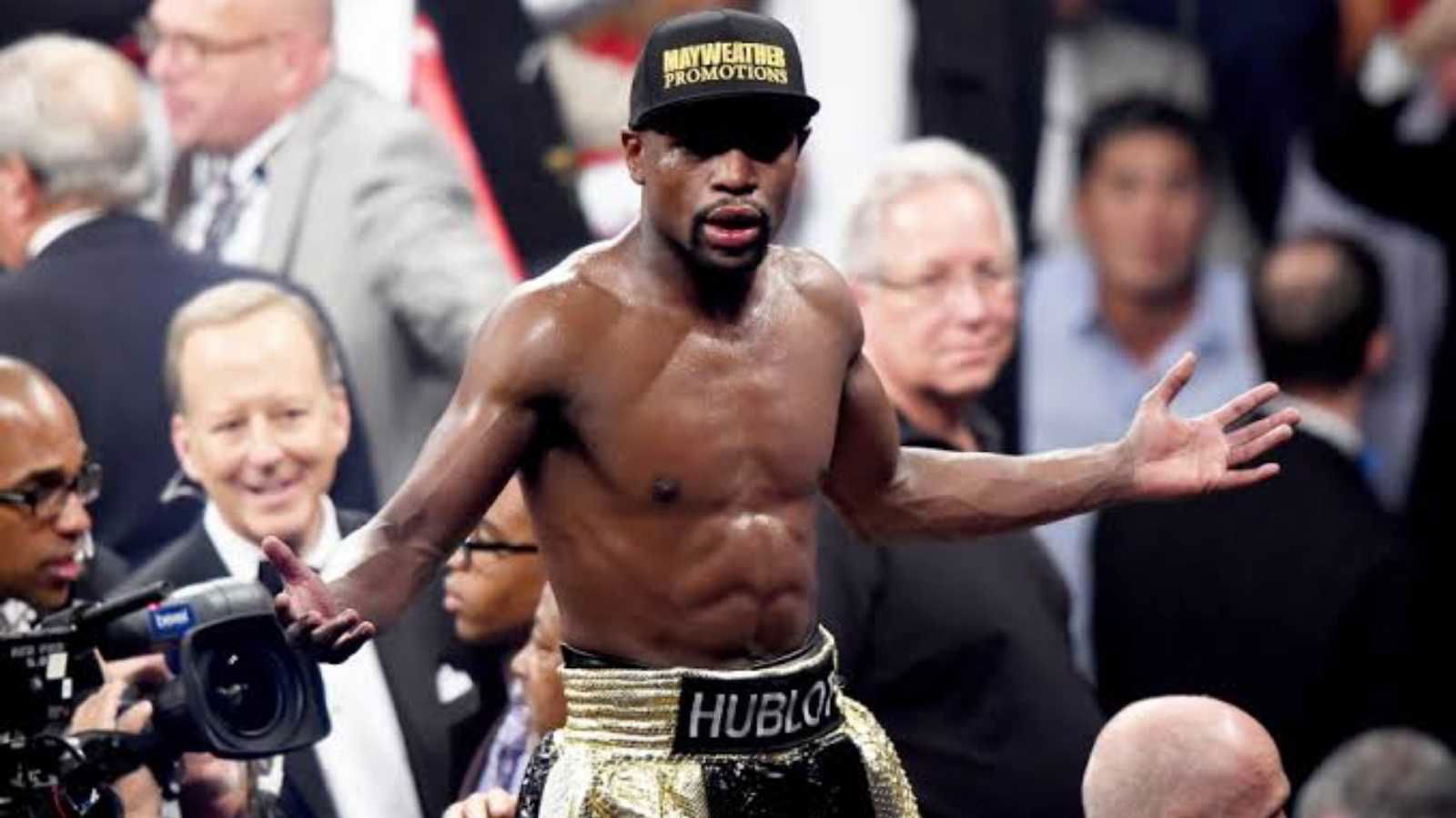 Floyd Mayweather names the best & toughest fighters he has fought against