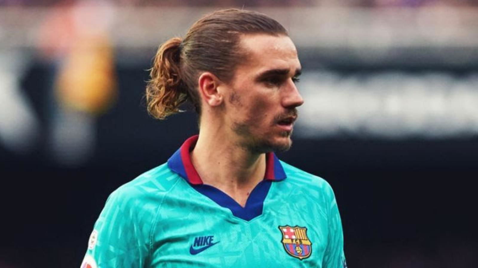 Cash stripped Barcelona to offer Antoine Griezmann to Chelsea