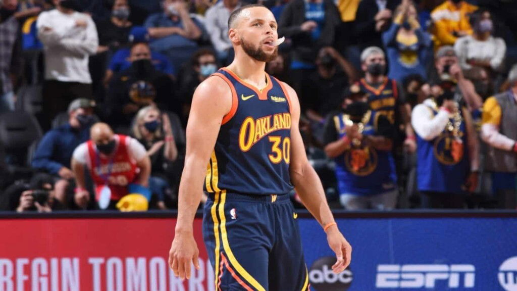 Stephen Curry one of the top 5 Point-Guards of All-Time