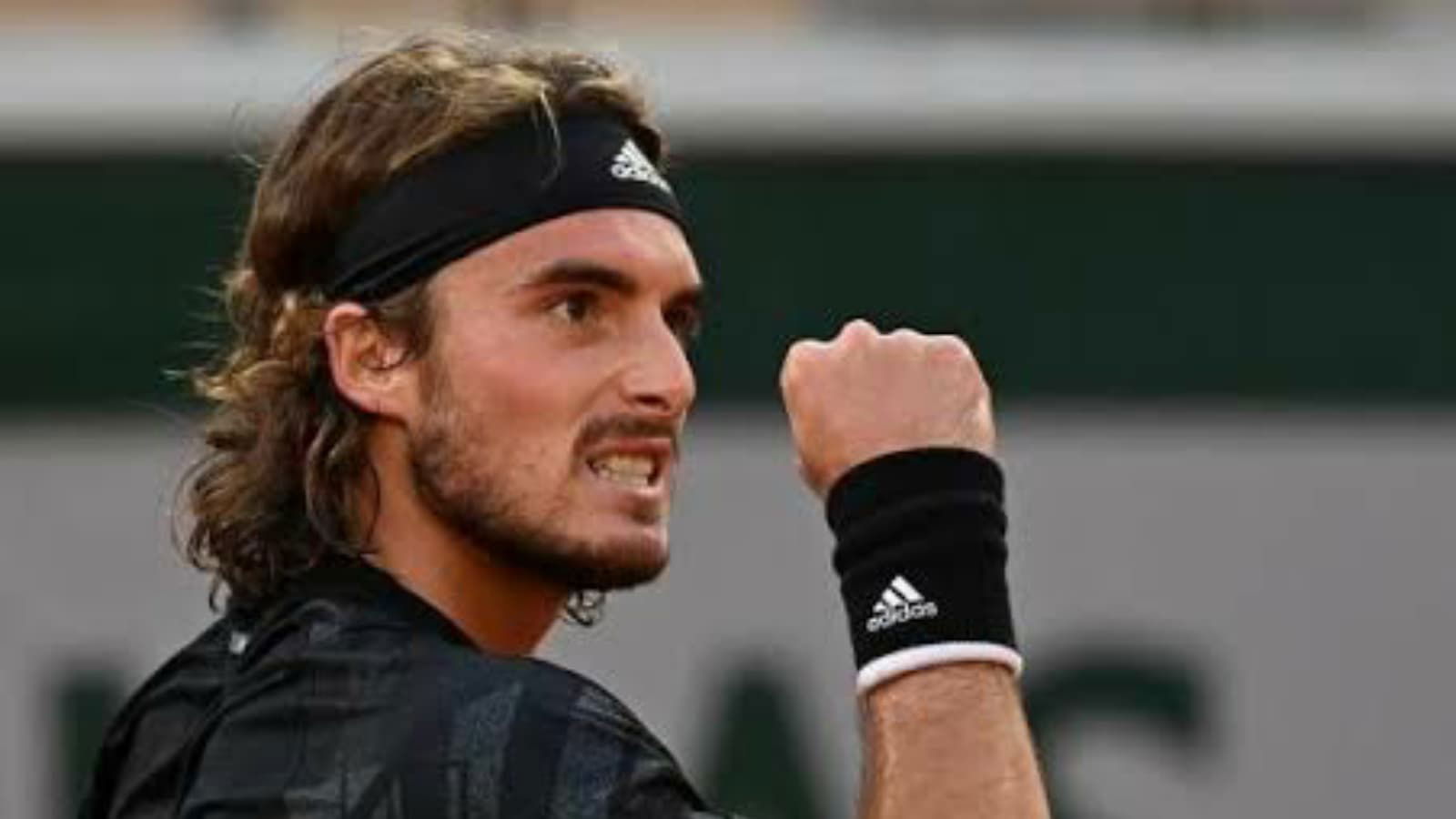 Father Apostolos supports son Stefanos Tsitsipas’ stunning claims on the Covid-19 vaccine