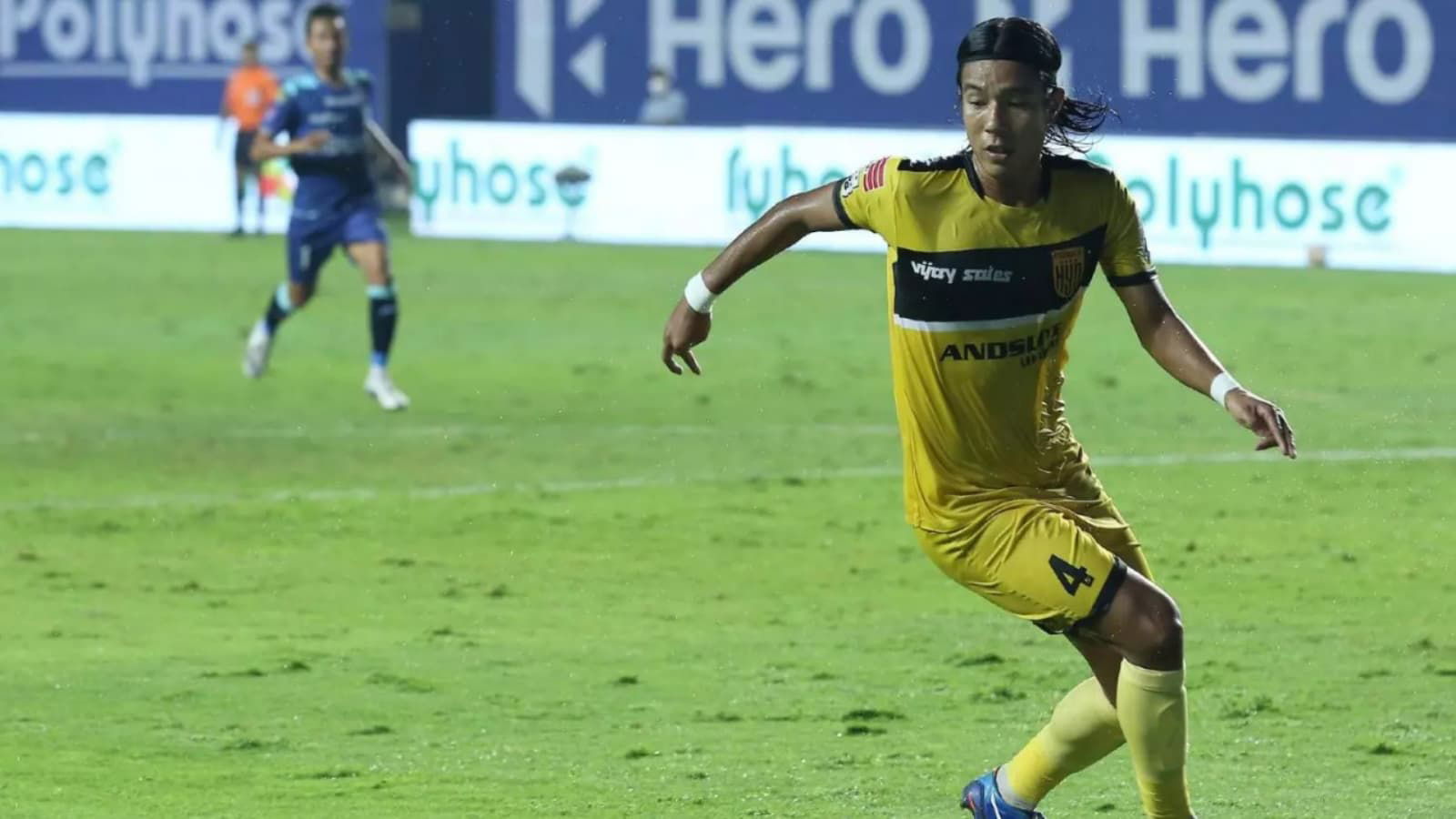 Indian Football Transfer News: Chinglensana Konsham pens a four year deal with Hyderabad
