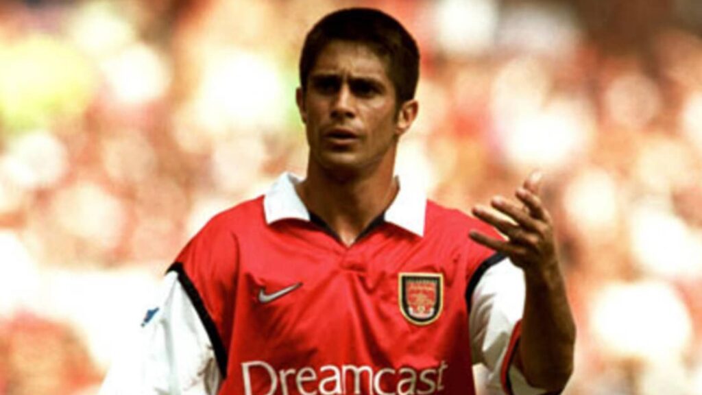 How successful were Arsenal's 5 transfer signings alongside Thierry Henry in 1999? 2 Sylvinho