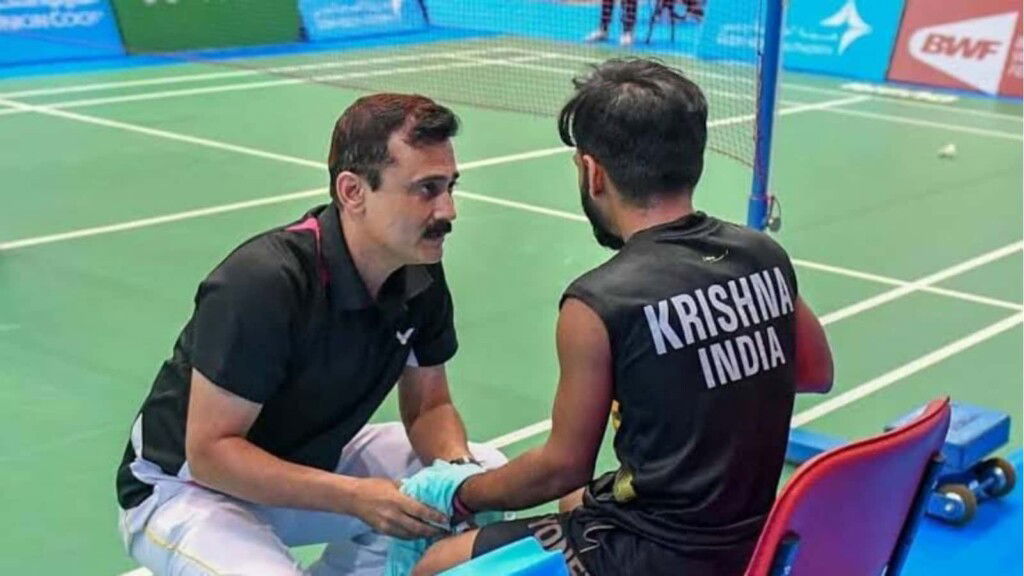 The Inspirational Story of Coach Gaurav Khanna, the Driving Force Behind India's Para Badminton Success 1 Gaurav Khanna and Krishna Nagar