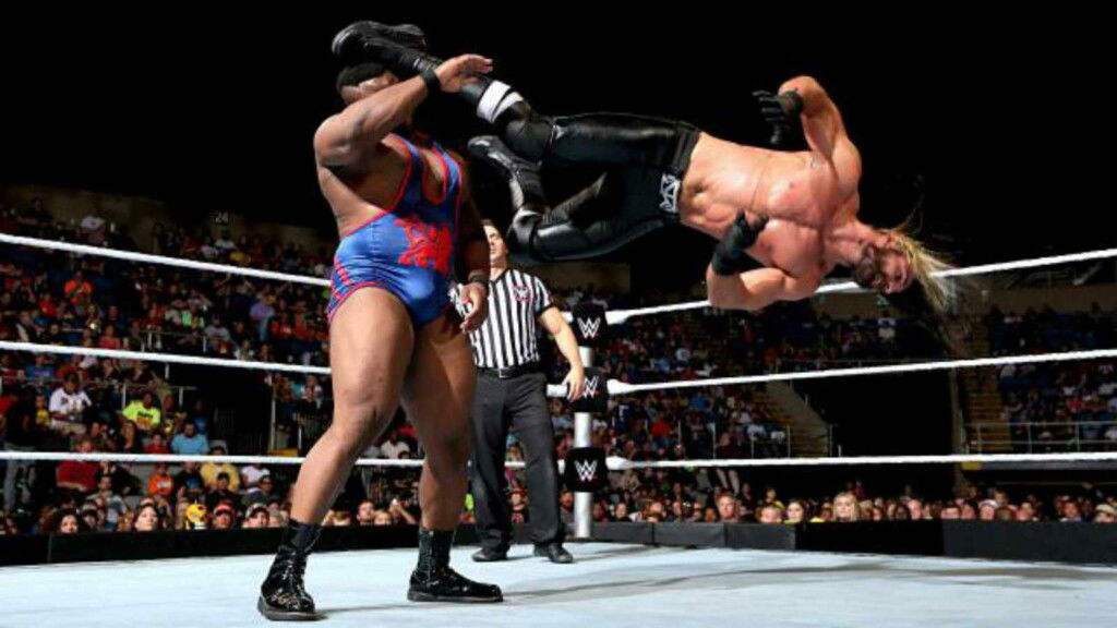 Seth Rollins will head into the WWE Championship picture following Crown Jewel 2021 - Reports 2 Seth Rollins and Big E in NXT