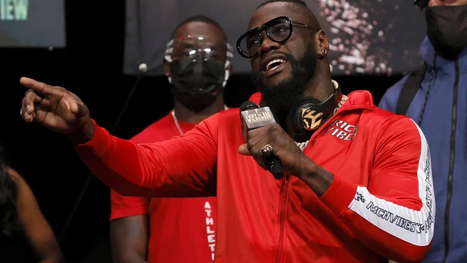 “I have three, maybe four years left” – Deontay Wilder is not OVER with boxing