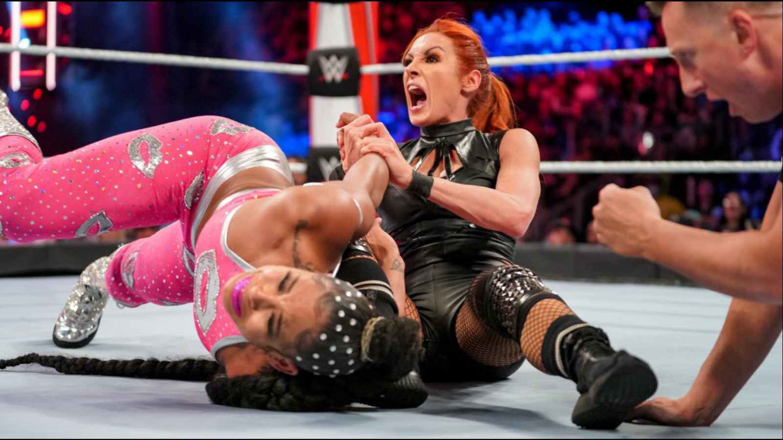Watch: Raw Women’s Champion Becky Lynch’s hilarious interaction with a fan