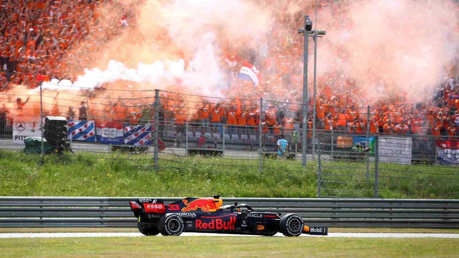 Christian Horner suggests Max Verstappen’s contract extension to be more than ‘just a piece of paper’