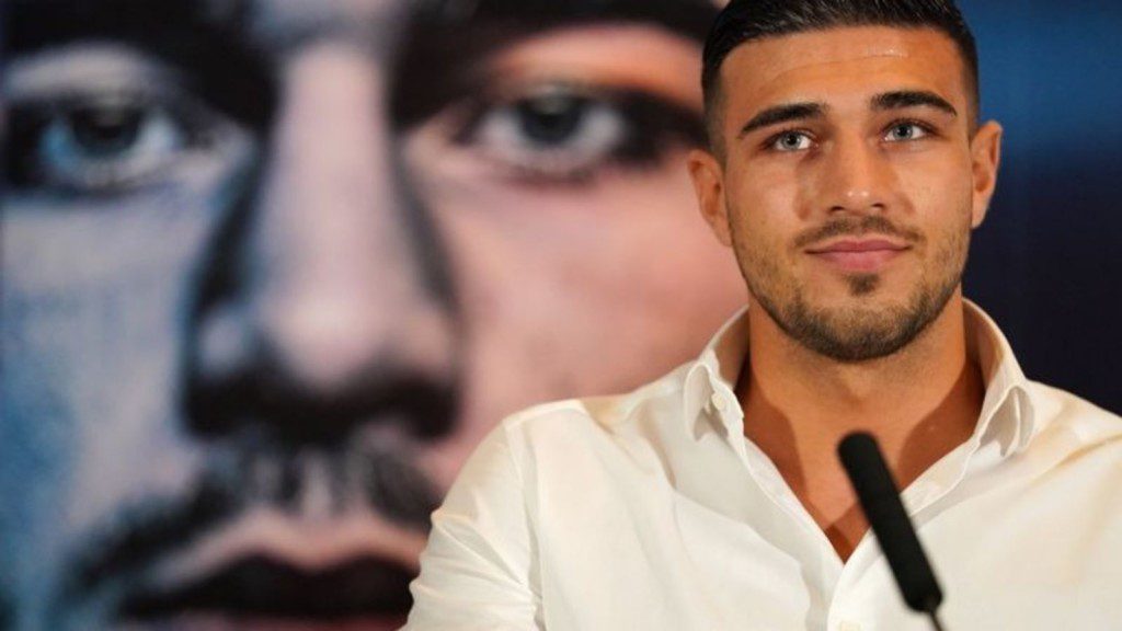 "It was during a sparring session"- Tommy Fury refutes claims of Tyson Fury breaking his ribs with medicine ball 1 Tommy Fury