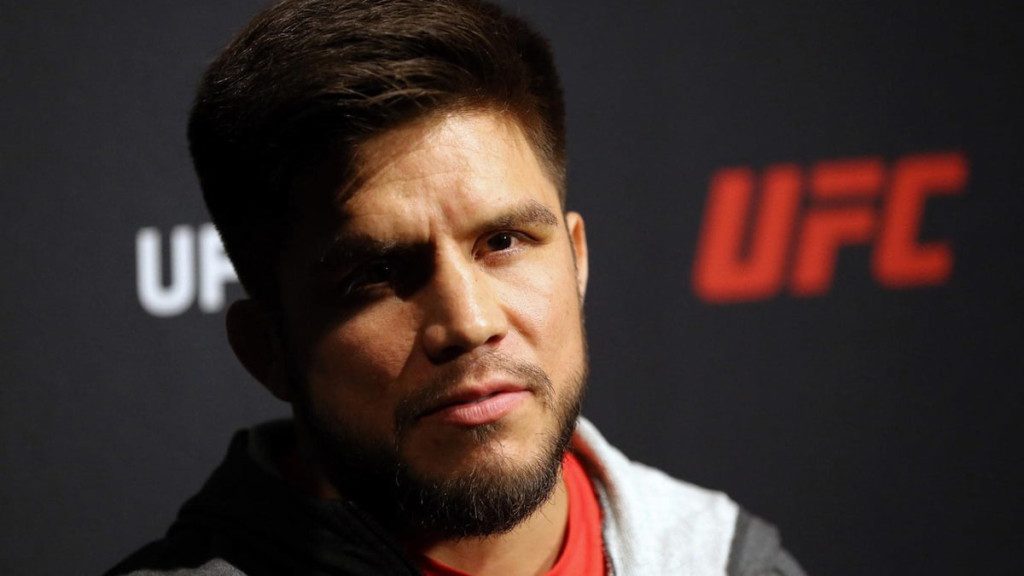 "Not going to be a physical battle"- Chael Sonnen dissects why fighting non-title fights will be hard for Henry Cejudo 1 Chael Sonnen on Henry Cejudo
