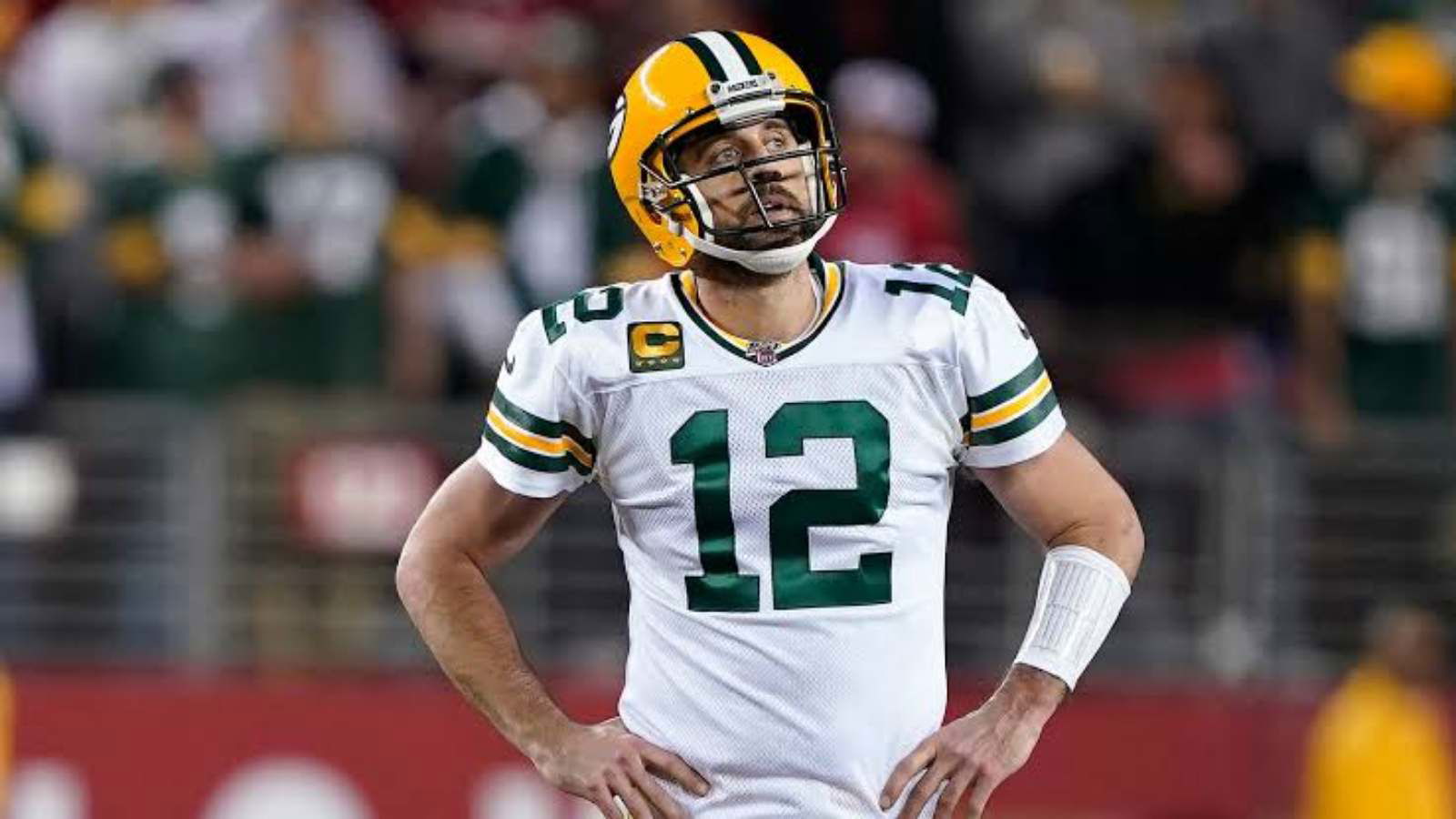 “I am just being myself”: Aaron Rodgers refuses to apologize for his statement on vaccines & Covid treatment