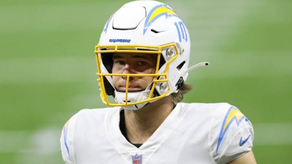 "What A Shame": Twitter goes crazy after Raiders deliver knockout punch to the Chargers in overtime 1 Justin Herbert