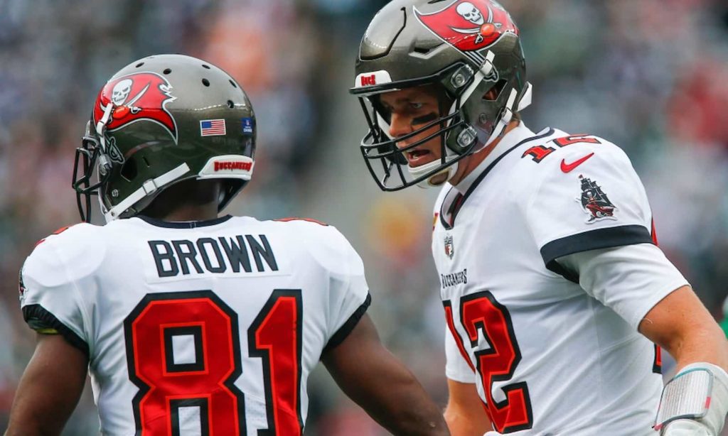 "I really can’t play at a hundred percent"- Antonio Brown provides details about his injury 2 cba4a4cfbf3640eea96259fee4be04f3 1 3