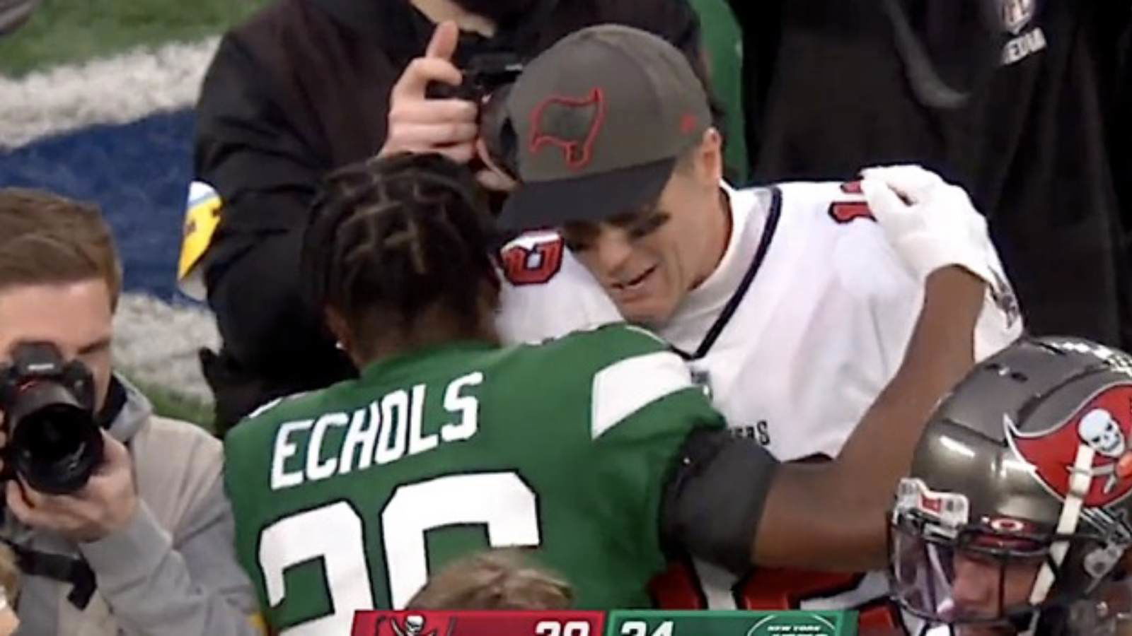 “That’s the Last Time,” Tom Brady comments on signing INT for Brandin Echols in Week 17