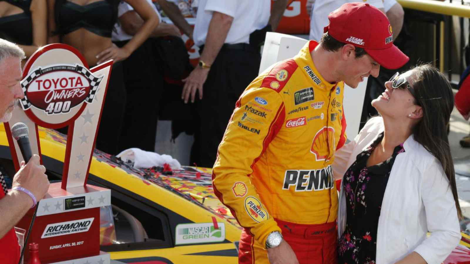 “Clash at the Coliseum” winner Joey Logano and wife Brittany announce birth of third child
