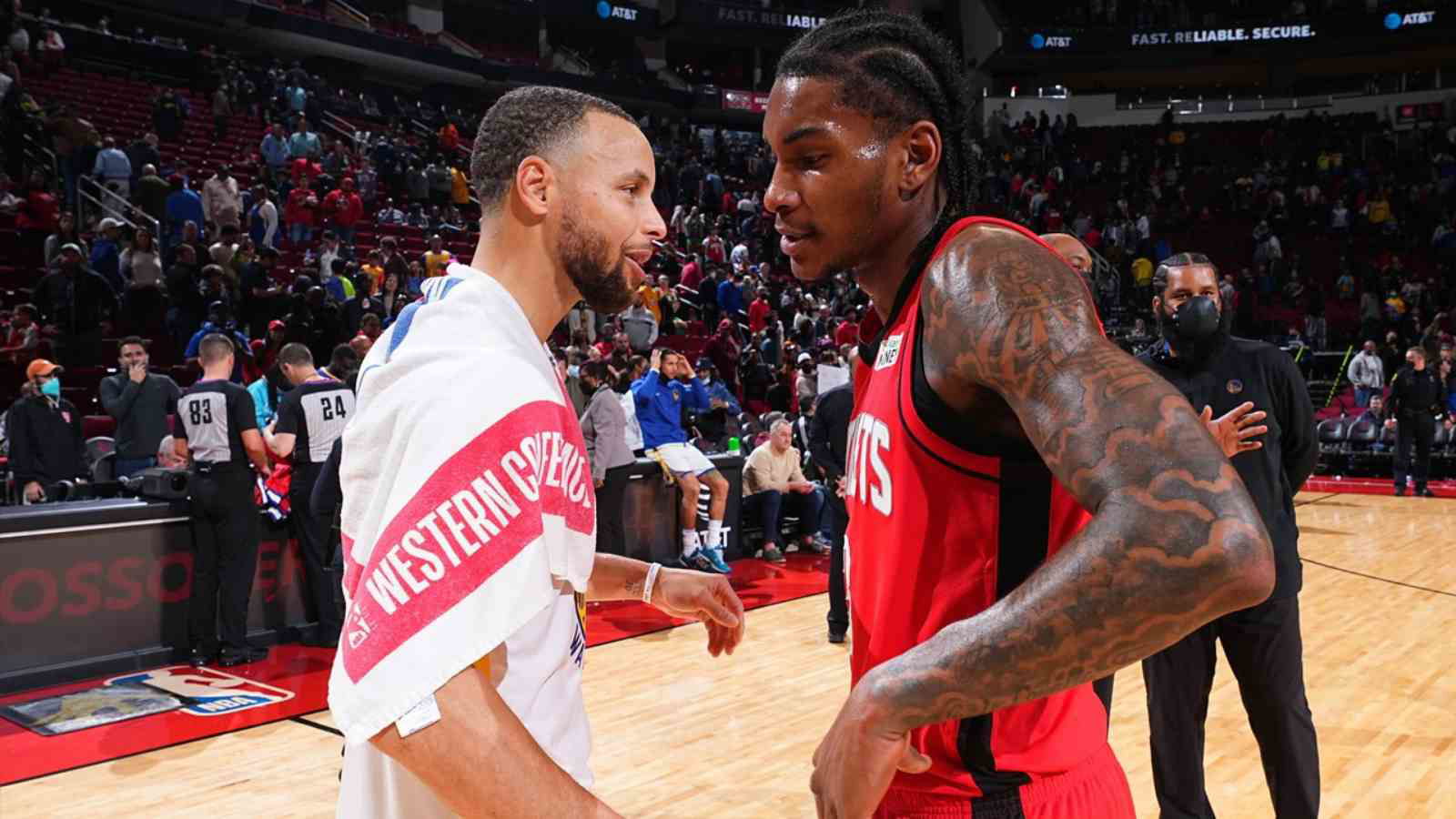 “Trash talk is all fun” Stephen Curry opens up about Kevin Porter Jr trash-talking him throughout the Warriors vs Rockets game