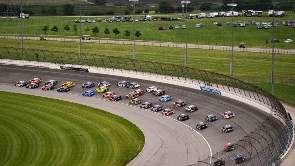 Reports: NASCAR in talks to make Chicago Street race possible as soon as 2023 1 NASCAR
