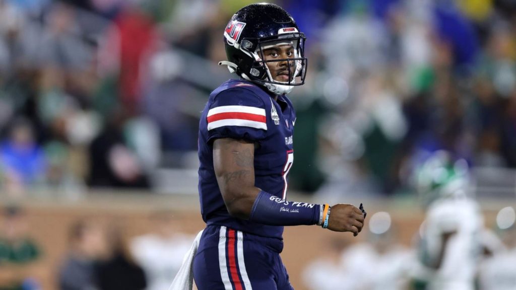 "Finally": Titans select Malik Willis with No.86 pick in 2022 draft, NFL Twitter reacts to the surprising fall in his draft stock 1 Adobe Express 20220430 2310170