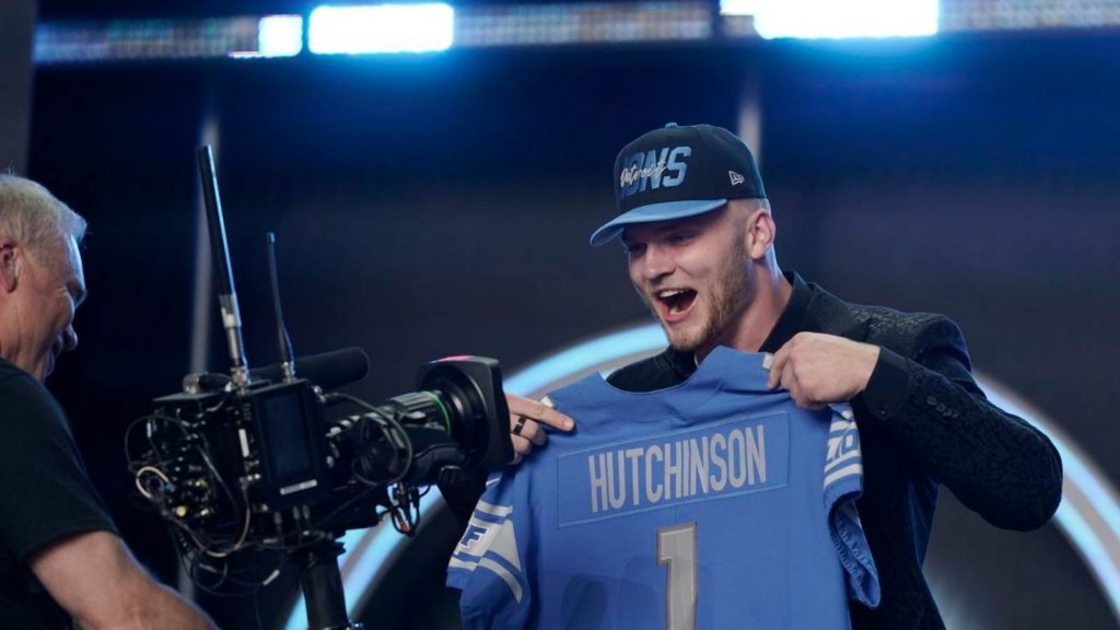 'Not a ton of great memories,' Aidan Hutchinson on growing up as a Lions fan 1 Adobe Express 20220430 2216280