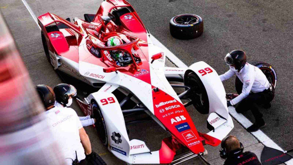 Antonio Giovinazzi in Dragon's Formula E car