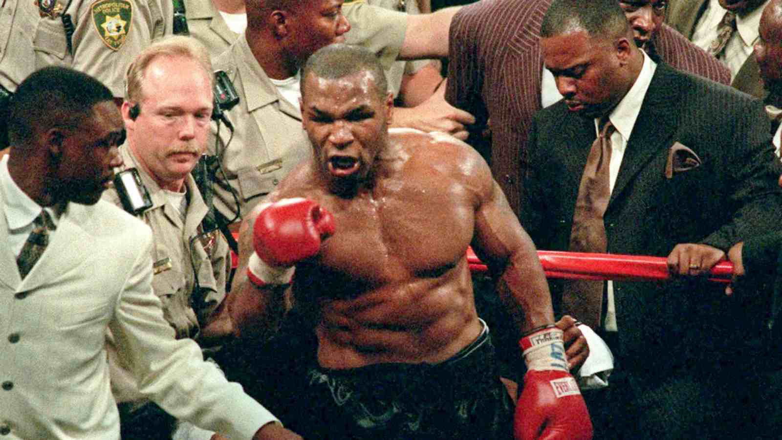 “I’m not afraid to waste my life” Mike Tyson loses his cool talking to reporter after Francois Botha fight