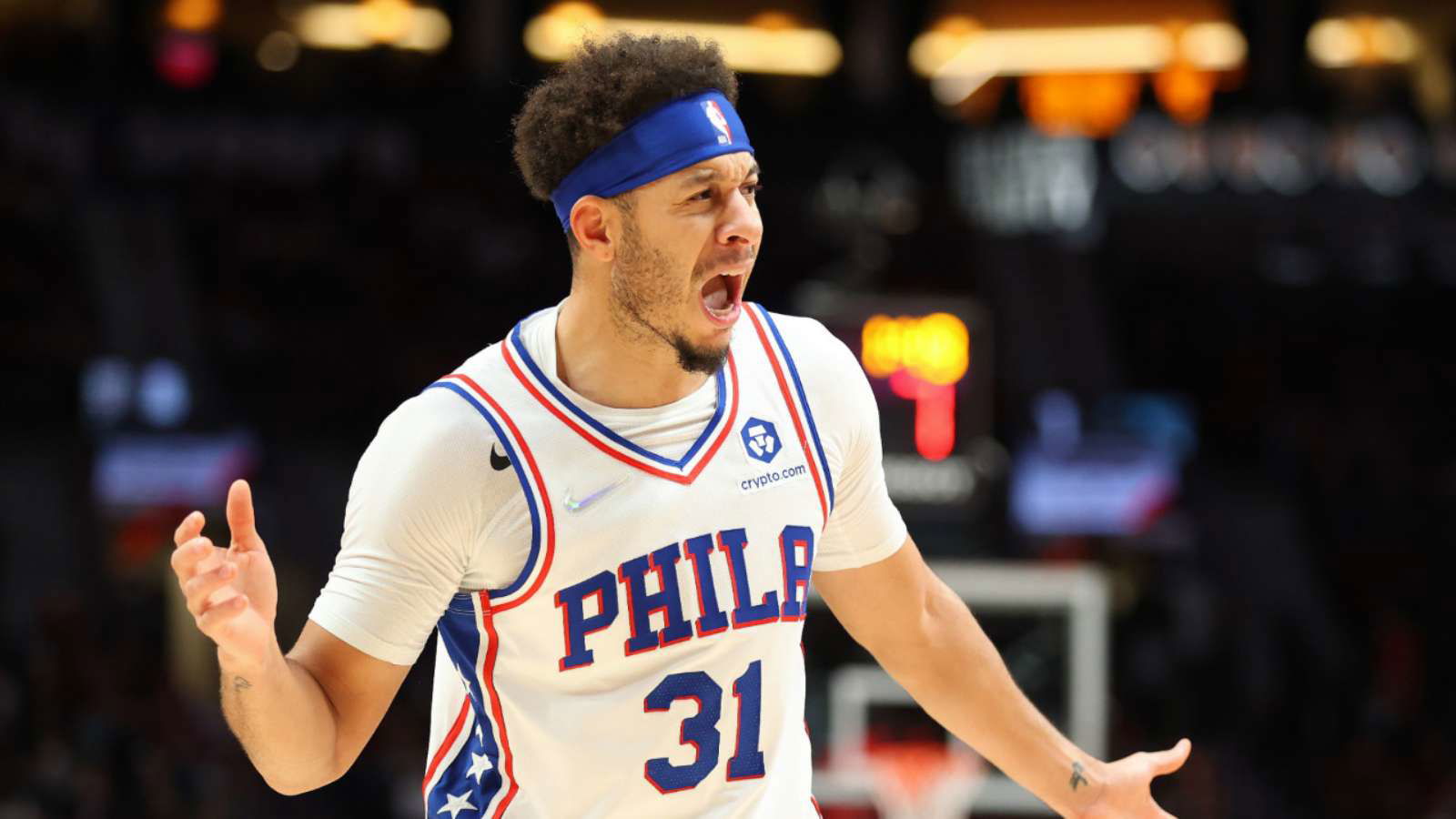Seth Curry Net Worth, Endorsements, House, Wife, and more