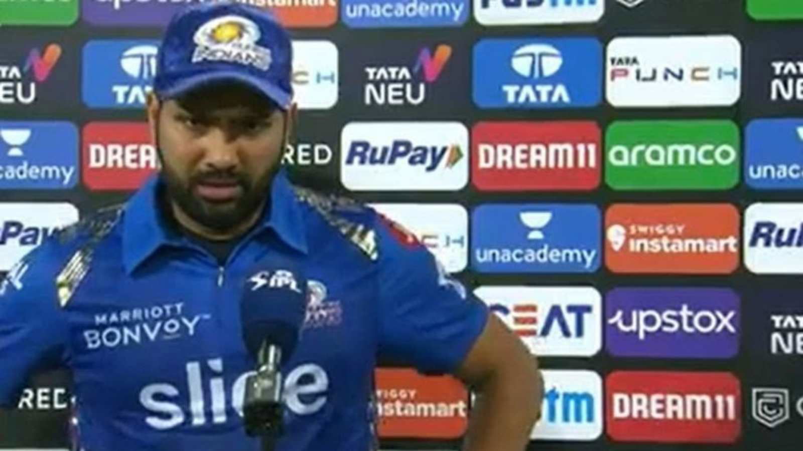 ‘Awaaz badhao yaar uska thoda’- A frustrated Rohit Sharma asks Star Spots crew member to increase the volume after Pat Cummins’ brilliant fastest fifty