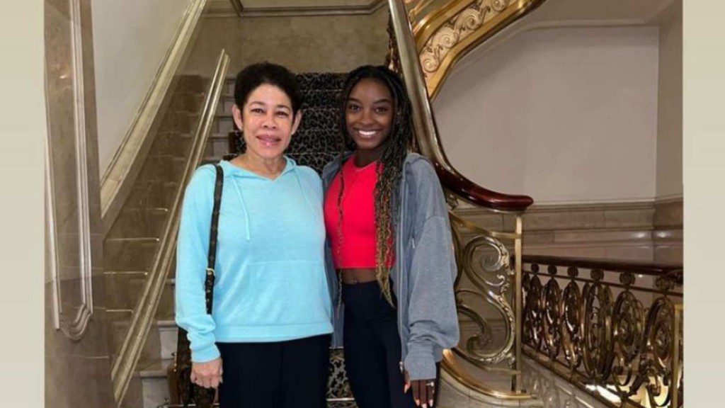 Simone Biles wishes her mother