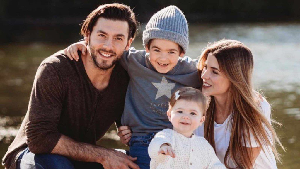 Kris Letang Kris Letang and Catherine Laflamme, with their children