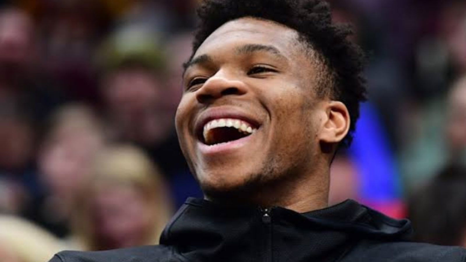 “Is it $20,000?… I’ll save my money; I’ve got to pay for diapers” Giannis Antetokounmpo delivers hilarious excuse to not comment about referees’ controversial calls in Game 3