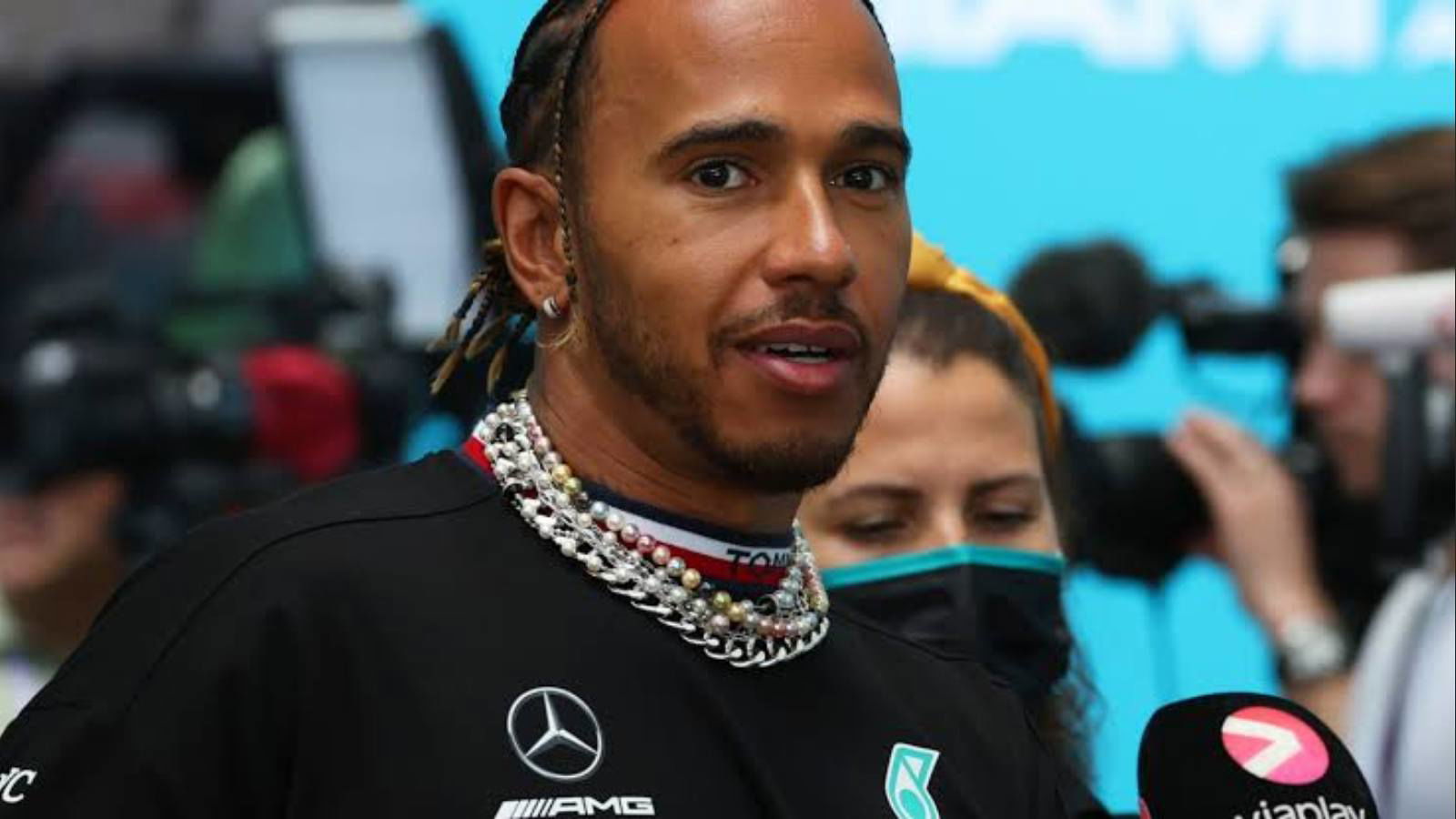 “It has always been in the regulations”: Jenson Button comments on the FIA’s ruling against drivers wearing jewellery in the car