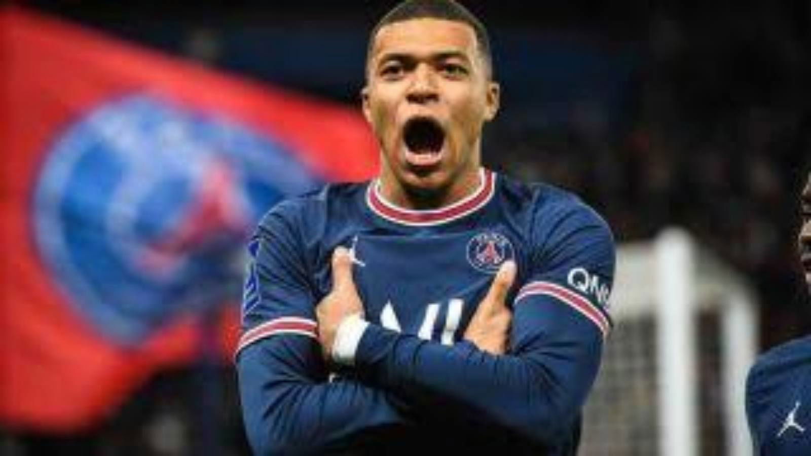 Kylian Mbappe to receive a €300 million signing bonus and a €100 million annual salary after rejecting Real Madrid for PSG: Reports