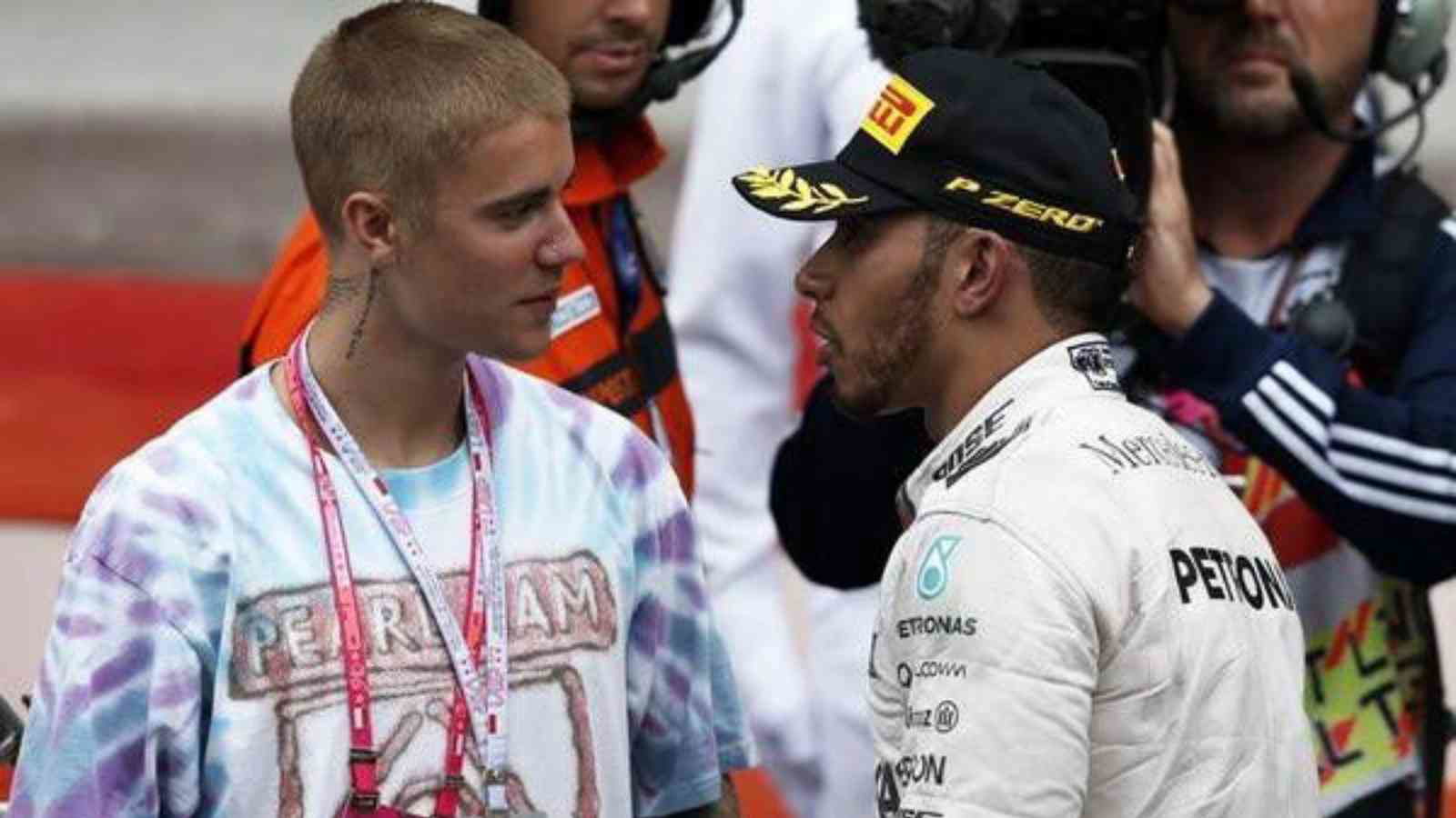 "Please say a prayer for my bro," Lewis Hamilton sends out a request in favor of Justin Bieber's early recovery from facial paralysis 1 Justin Bieber(on the left) and Lewis Hamilton(on the right) in the 2016 Monaco Grand Prix