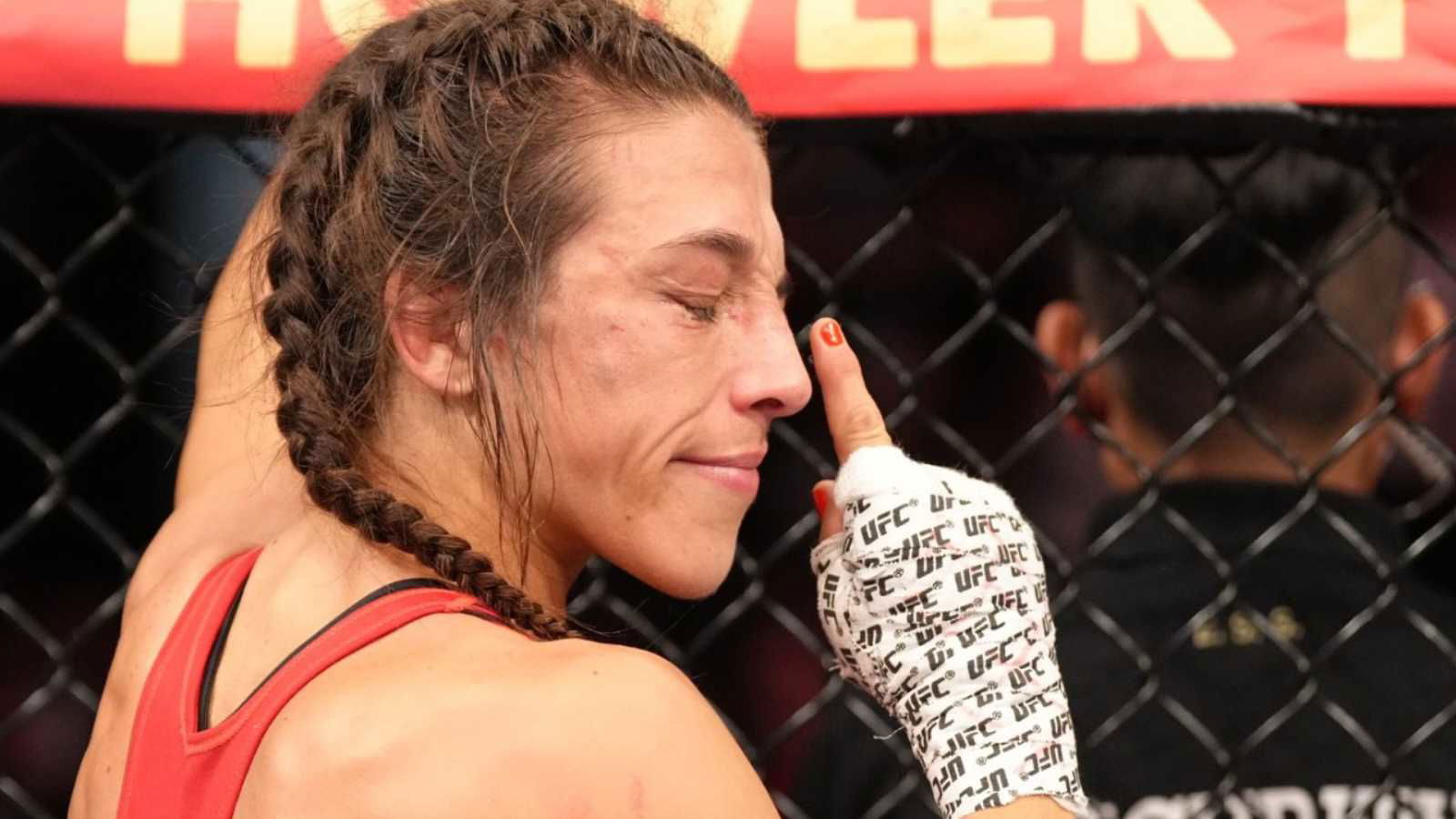 “Why am I doing this”- Joanna Jedrzejczyk reveals how hard it is for her to say goodbye to the octagon