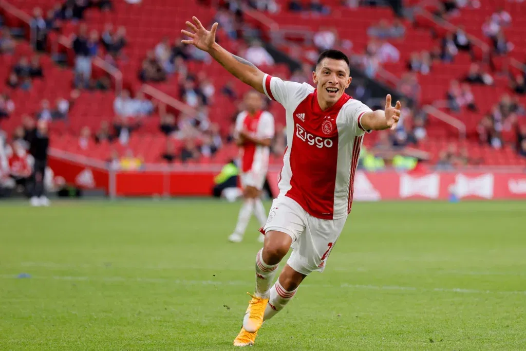 Manchester United on the verge of making a £40million bid for Arsenal's Lisandro Martinez: Reports 1 NINTCHDBPICT000733878798 2