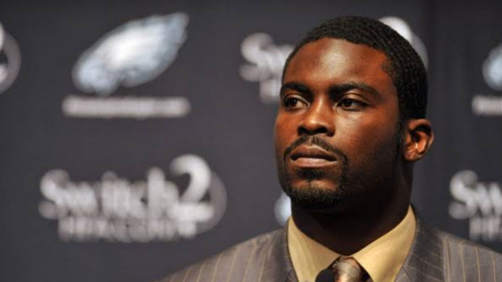 “SHOCKING”: NFL legend Michael Vick is being sued for a ‘whopping’ amount for not paying off his loans