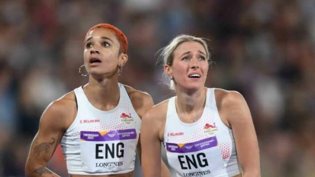 England women 4x400m relay team