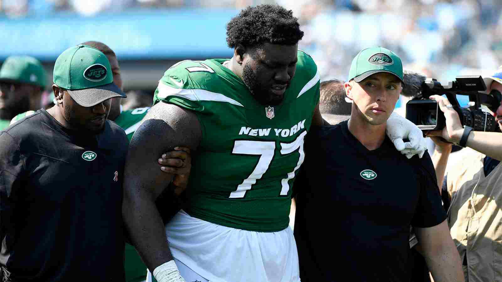 “Huge loss for the Jets”: OT Mekhi Becton likely out for the season