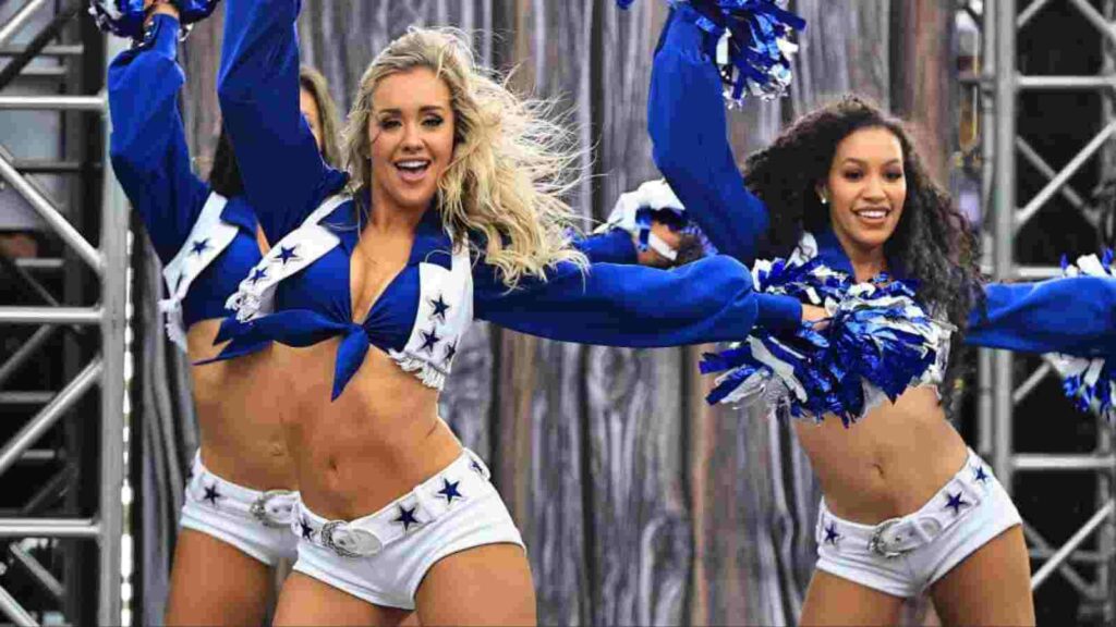 "TEARS OF JOY," Dallas Cowboys Cheerleaders get the first glimpse of their new locker room 1 Adobe Express 20220811 1312440 1