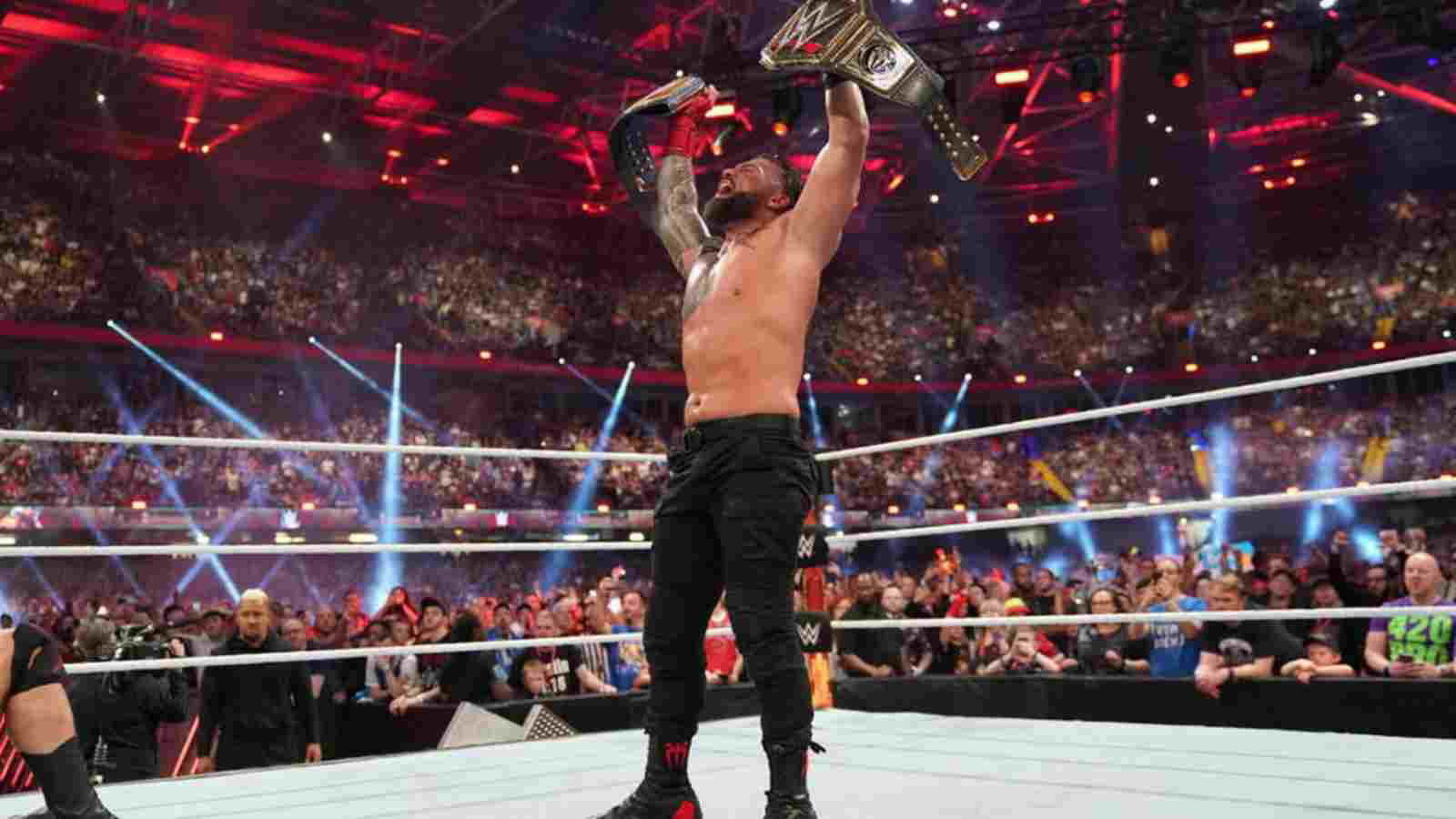 “DISGRACEFUL”; Wrestling Twitter is disappointed after Roman Reigns beats Drew McIntyre in an absolute war to keep his title reign intact