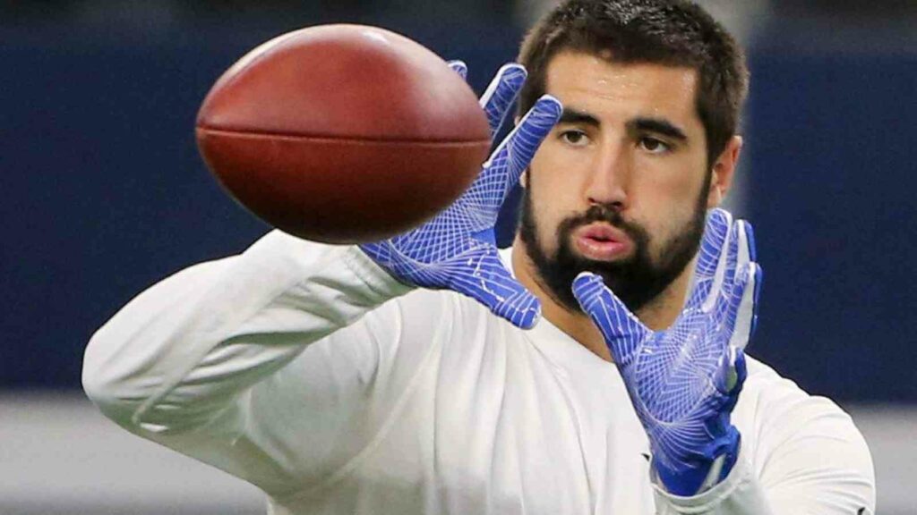 "Gone too soon" Former NFL TE Gavin Escobar found dead at the age of 31 after a rock climbing accident in California 1 Gavin Escobar