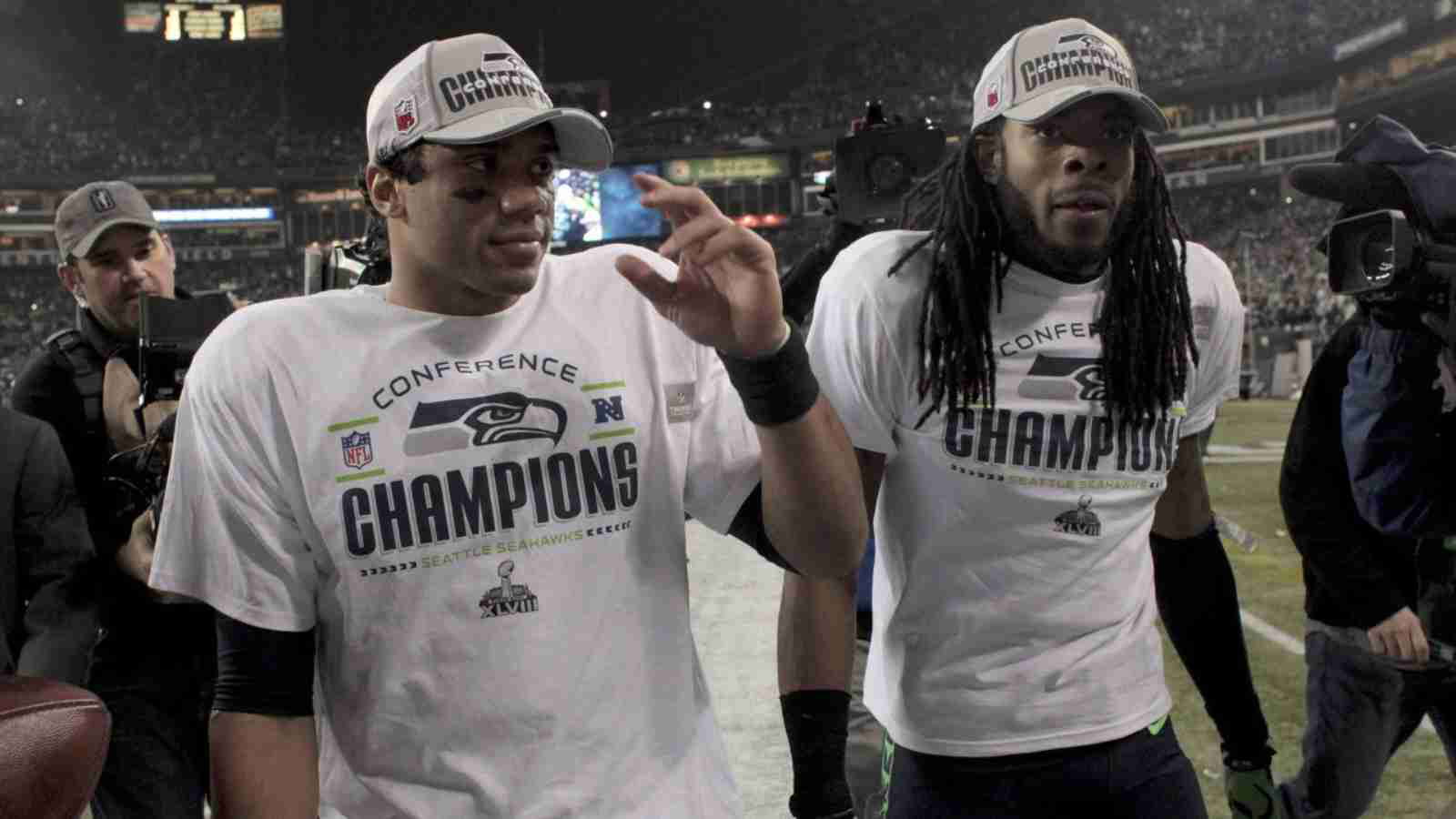 “Run the damn ball!!” Richard Sherman goes berserk after Broncos QB Russell Wilson commits a stupid mistake that cost them the game